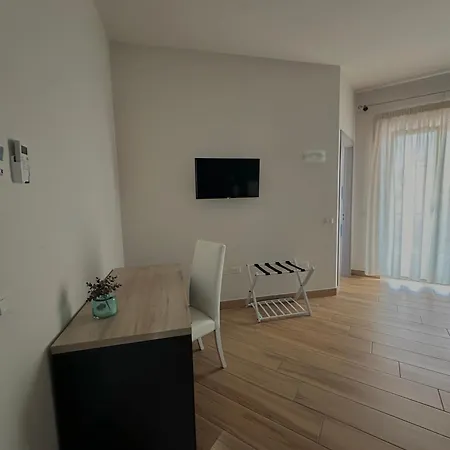 Aurora Bed & Breakfast 4*