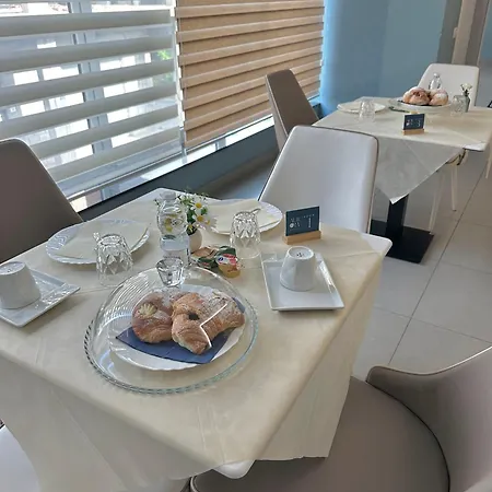 Bed & Breakfast Aurora 4*