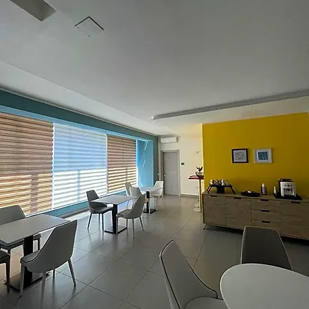 Bed and Breakfast Aurora 4*
