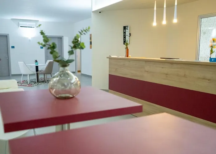 Aurora Bed & Breakfast 4*